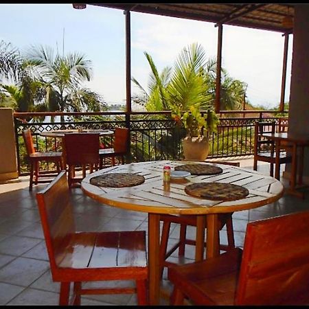 Asante Hotel Gisenyi ภายนอก รูปภาพ