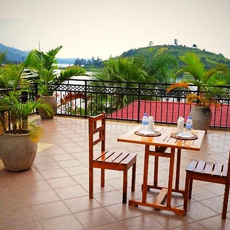 Asante Hotel Gisenyi ภายนอก รูปภาพ