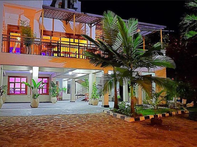 Asante Hotel Gisenyi ภายนอก รูปภาพ
