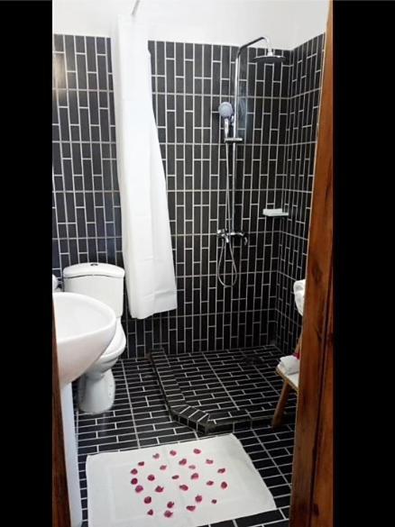Asante Hotel Gisenyi ภายนอก รูปภาพ