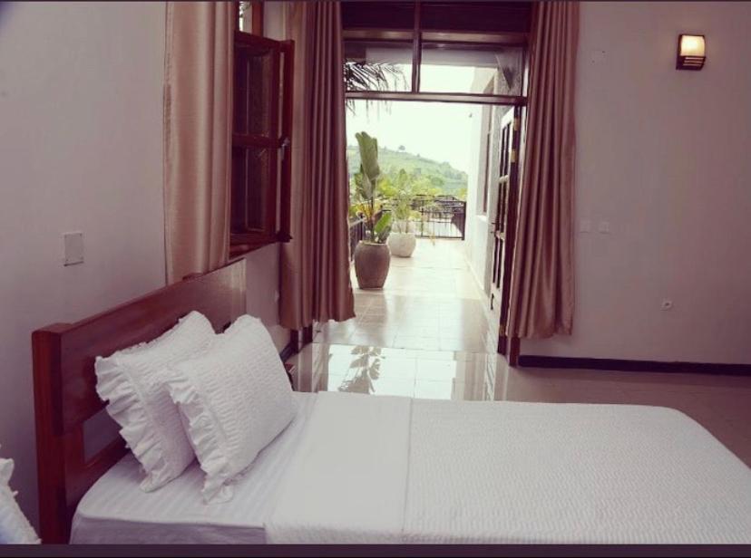 Asante Hotel Gisenyi ภายนอก รูปภาพ
