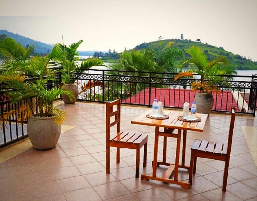 Asante Hotel Gisenyi ภายนอก รูปภาพ